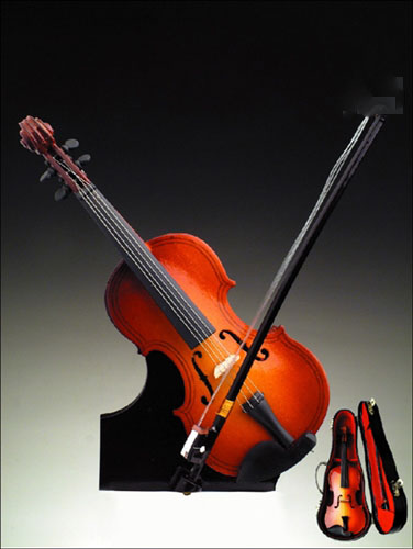 Miniature Violin 6