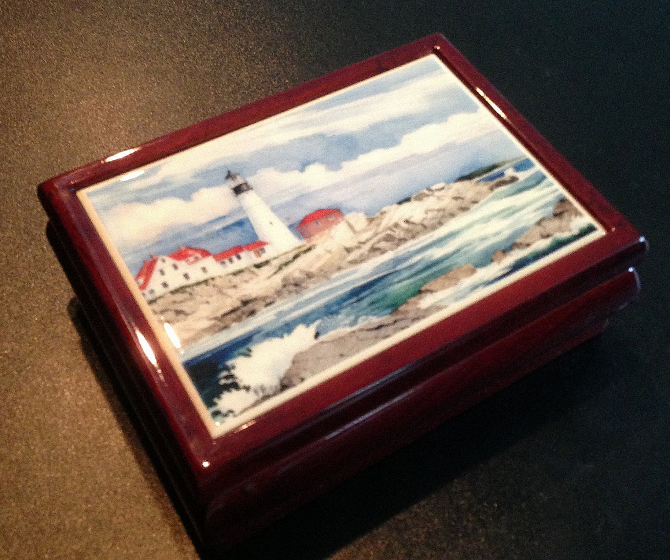Lighthouse Tile on Deluxe Cherry music box