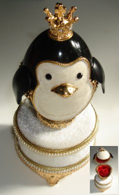 Music box Little Penquin Prince made of genuine egg shell