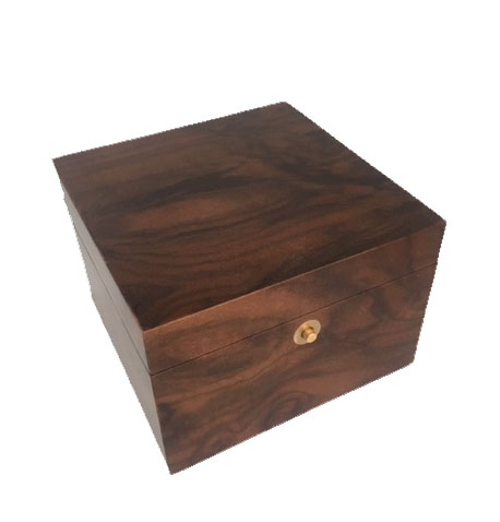 Upscale Mans Walnut Jewelry Box by Ercolano with a 30 note, 6 Square