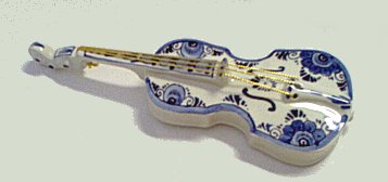 Delft Violin 9 Blue Flowers