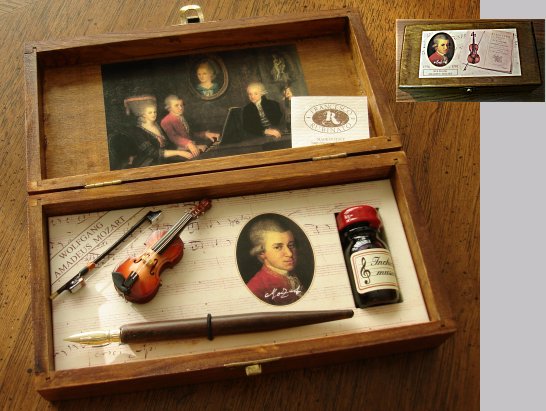 Mozart Violin Quill pen and ink set 