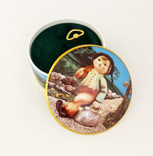 The Merry Wanderer | Hummel Porcelain music box