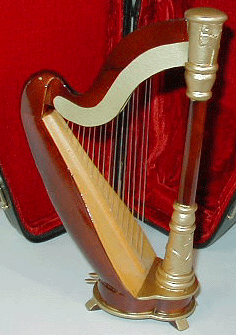 Miniature Harp with Case 3.5