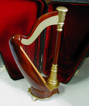 Miniature Harp with Case 8