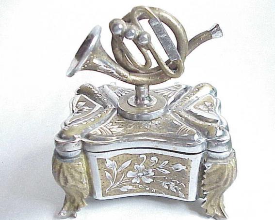Zimbalist French Horn Music Box