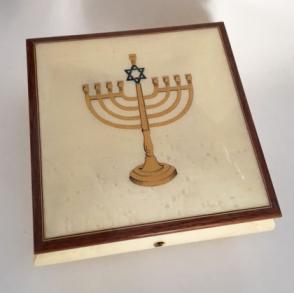 Menorah Inlay on White elm musical box