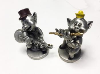 Porky on Guitar and Friend on Flute - Pewter Figurines 