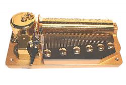 Hand crank music box with 18-note musical mechanism - Item# for this hand  crank music box: FLY.