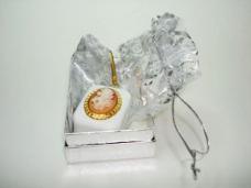 musical keychain with pouch in gift box