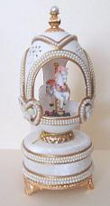  single Carousel horse in white shell with white pearls