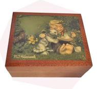 Small Hummel Cat's Meow Decoupage on Music Box