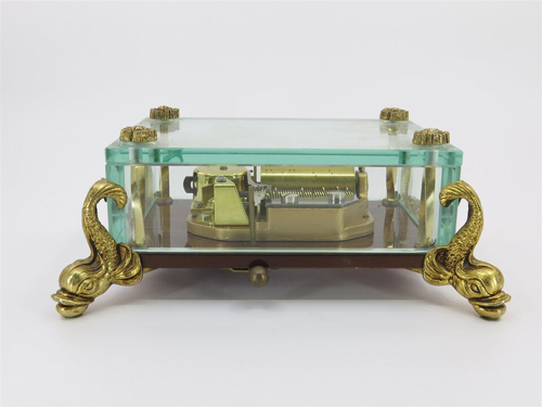 The Reuge Small Dauphin Crystal Musical Box
