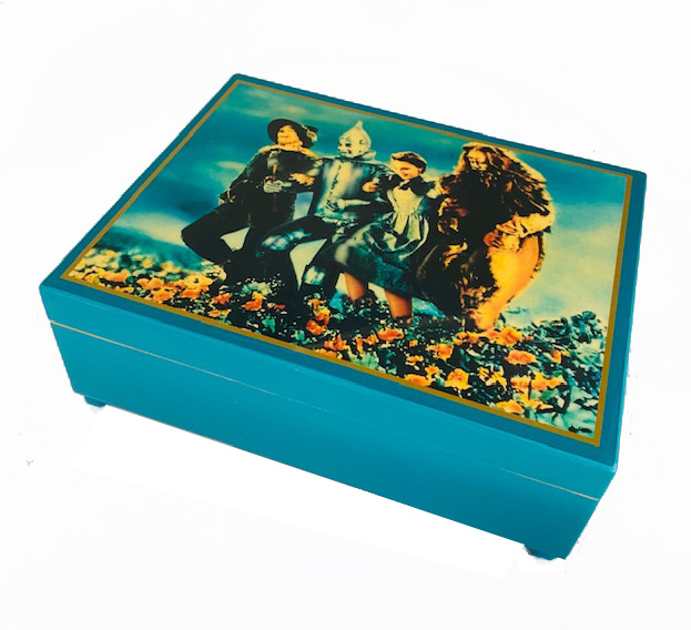 Four Friends of OZ Wizard of OZ Musical Box